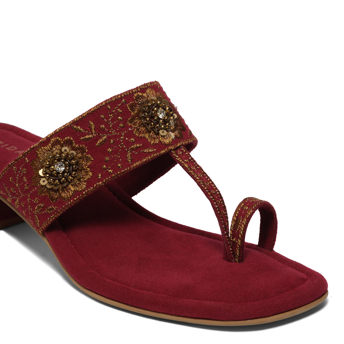 Kriva Embroidered Kolhapuri