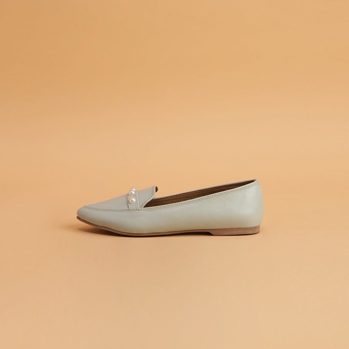 Marcella Solid Loafers