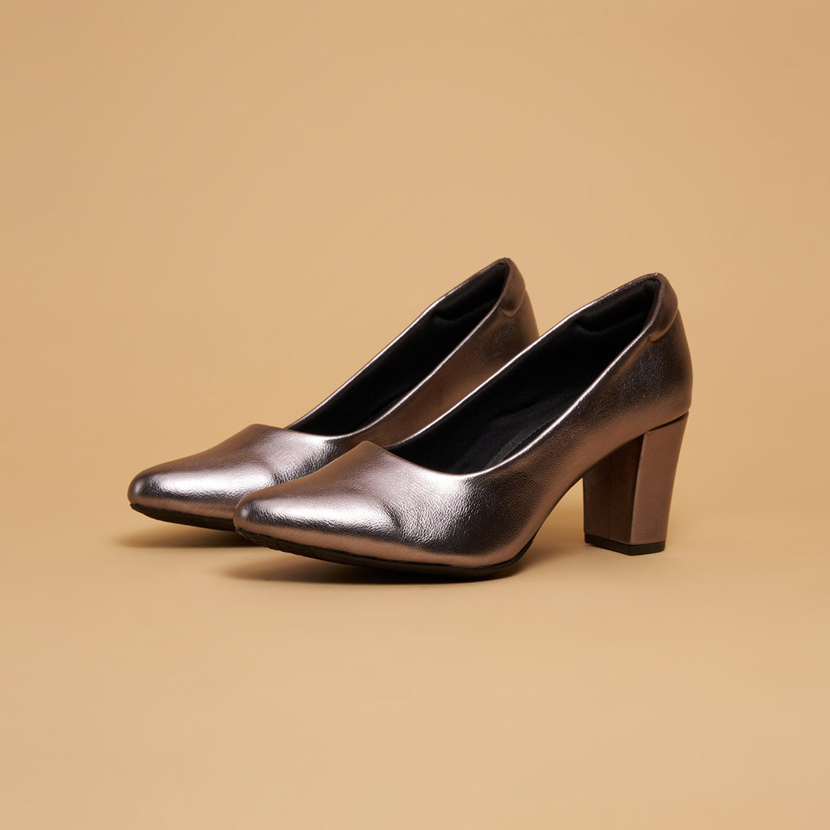 Meghan Classic Pump