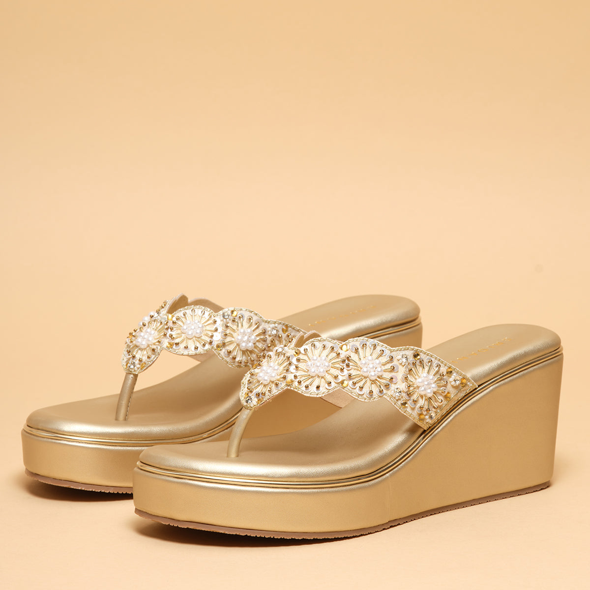 Nida Embroidered Wedges Zafer Style Enterprise Eridani