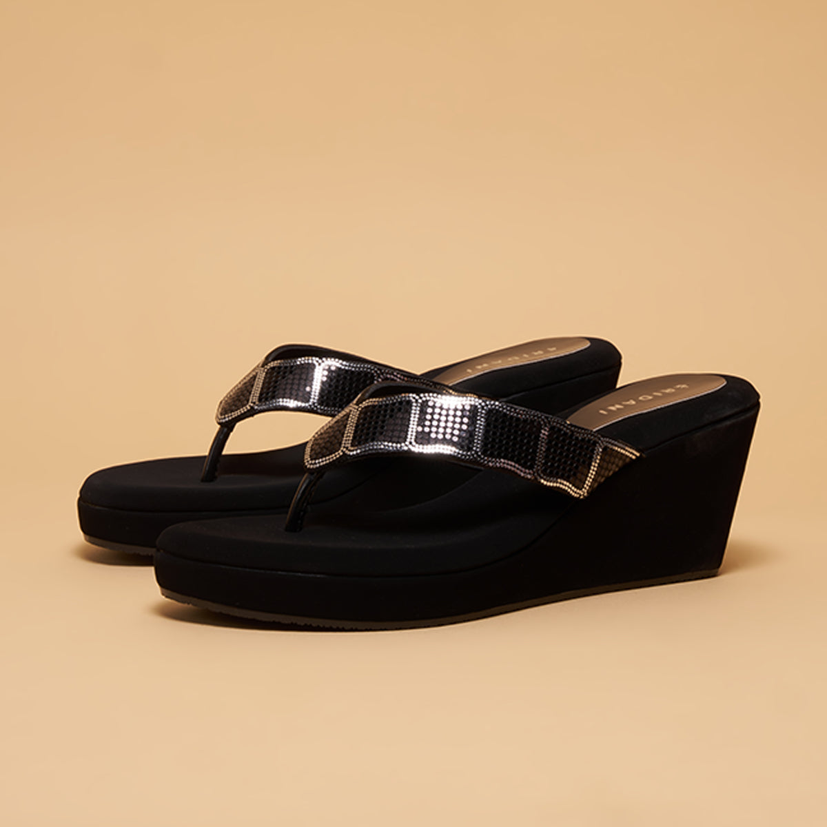 Niya Slip-On Wedges