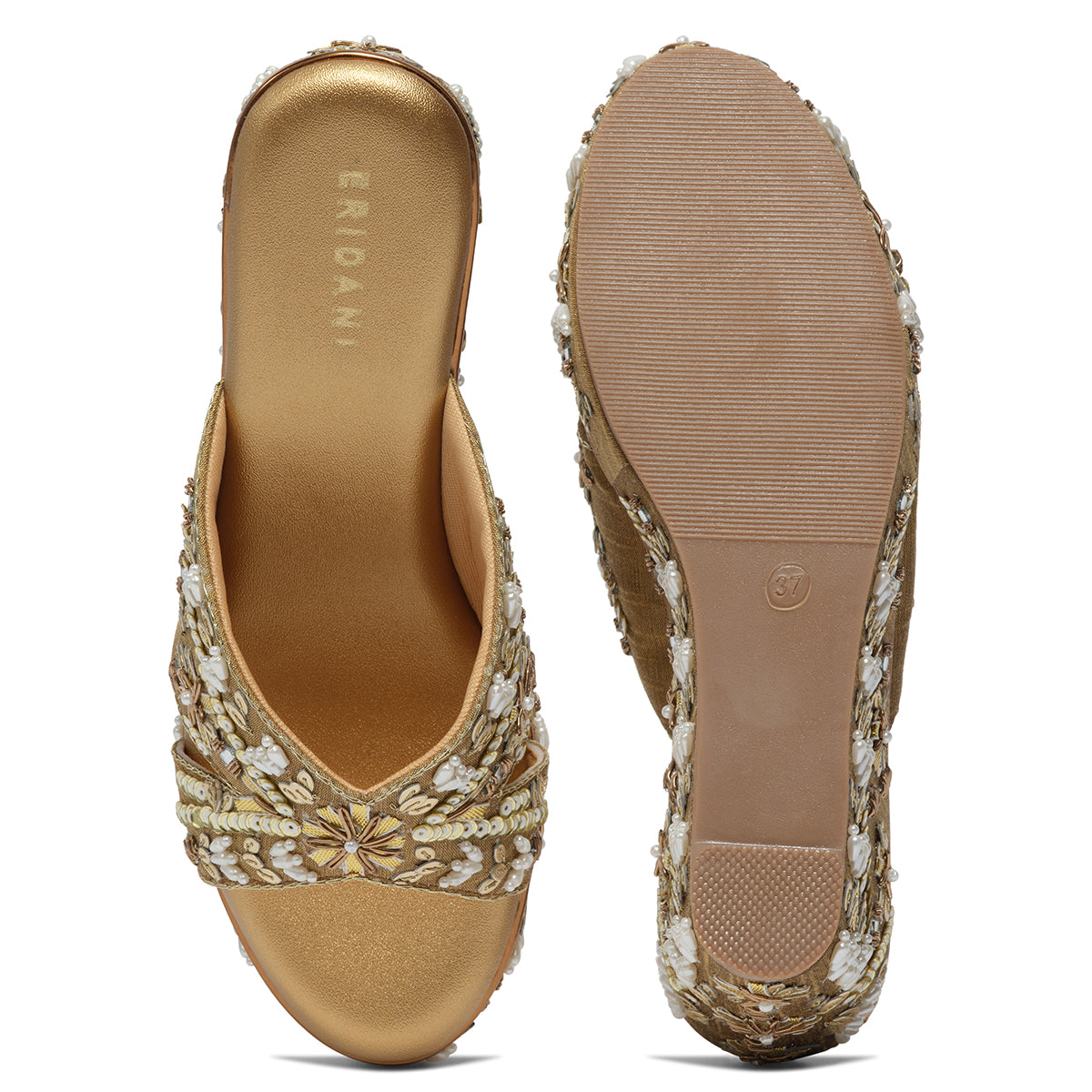 Roohi Embroidered Wedges