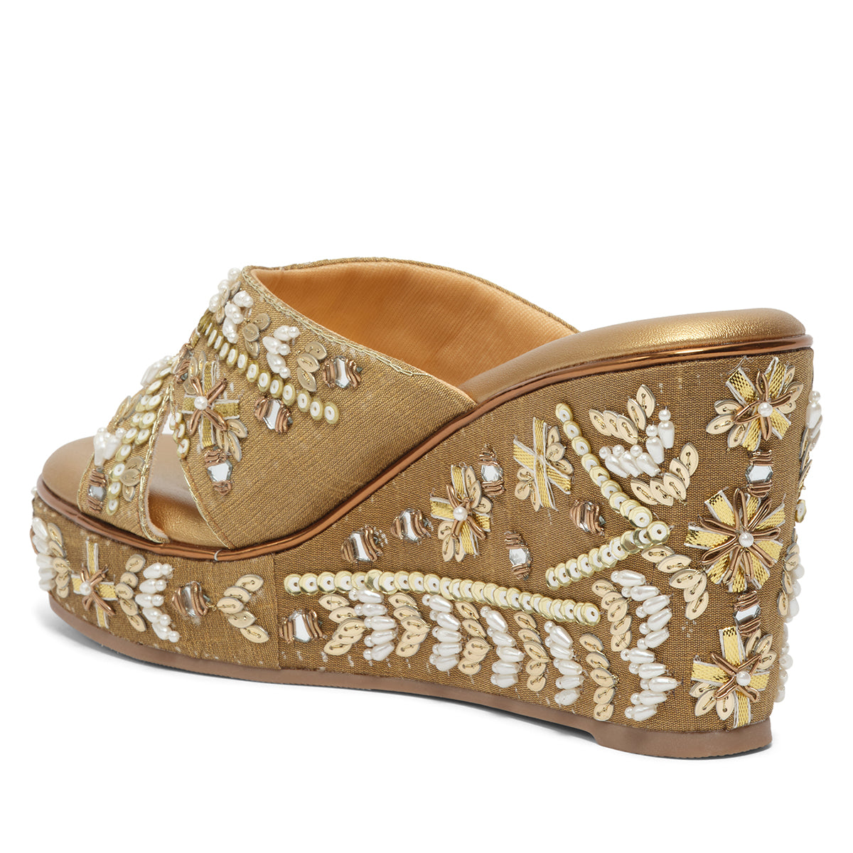 Roohi Embroidered Wedges