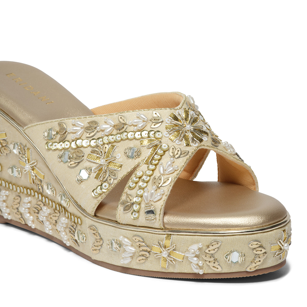 Roohi Embroidered Wedges