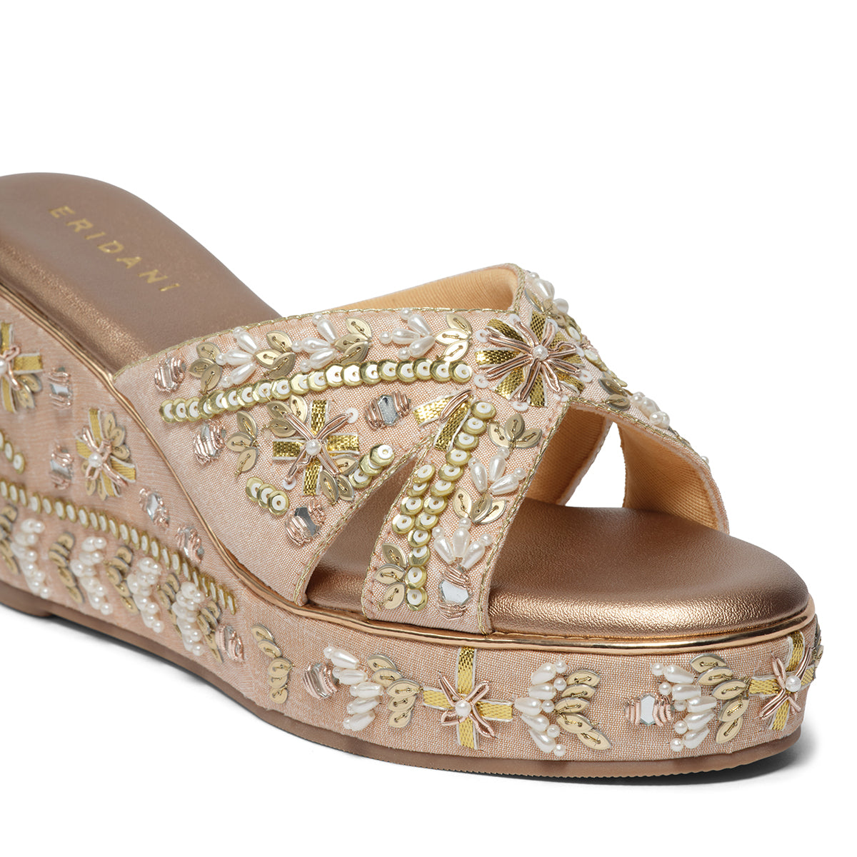 Roohi Embroidered Wedges