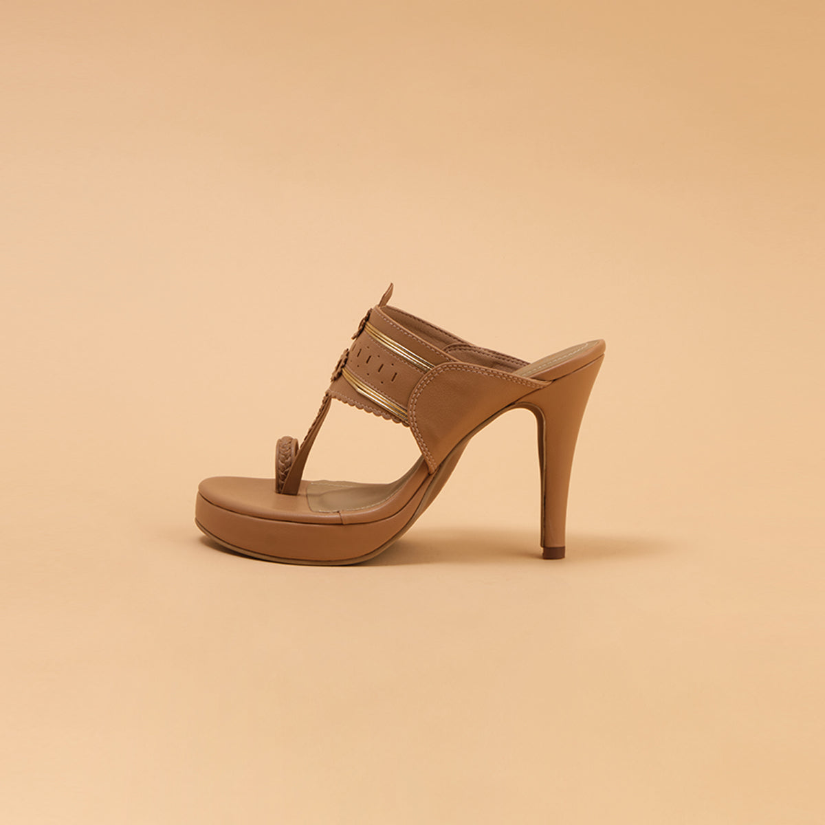 Ruhani Kolhapuri Heels