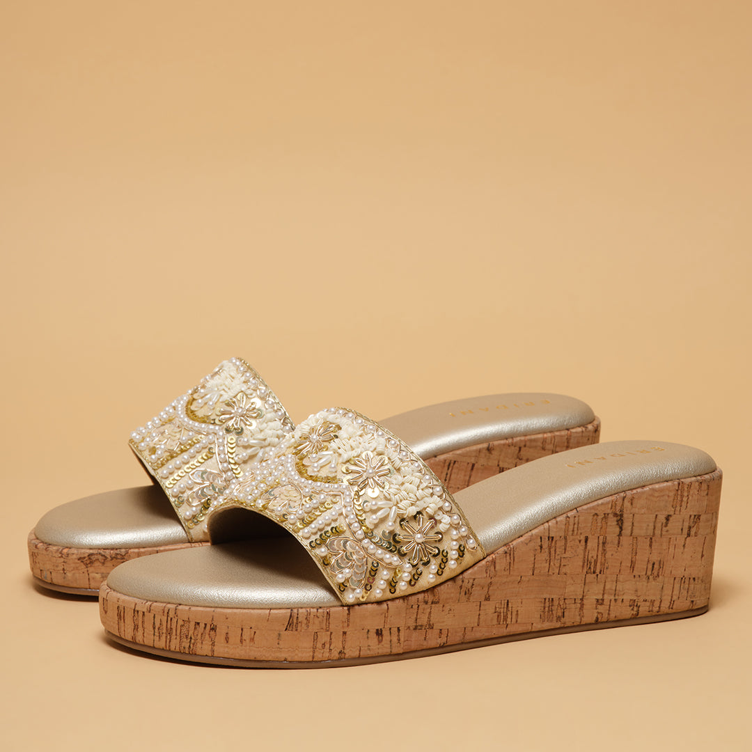 Sohvi Embroidered Wedges