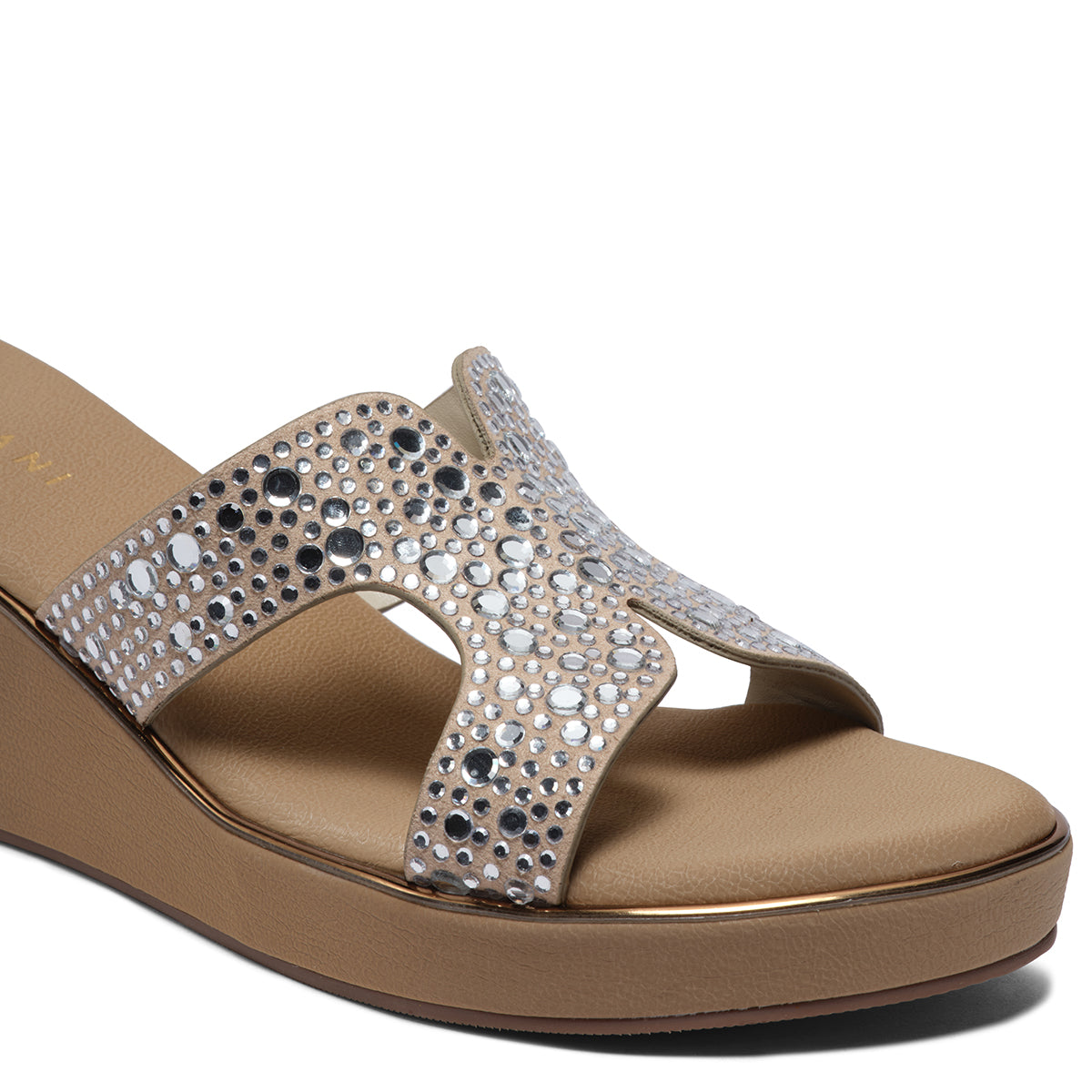 Tzivia Slip-on Wedges