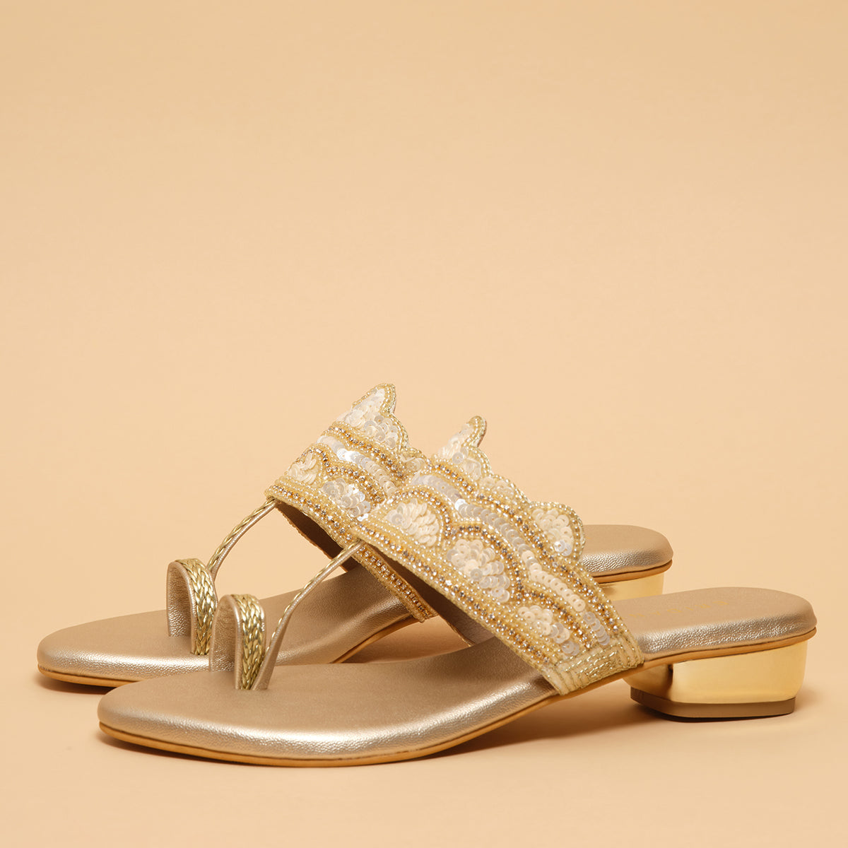 Vera Embroidered Kolhapuri