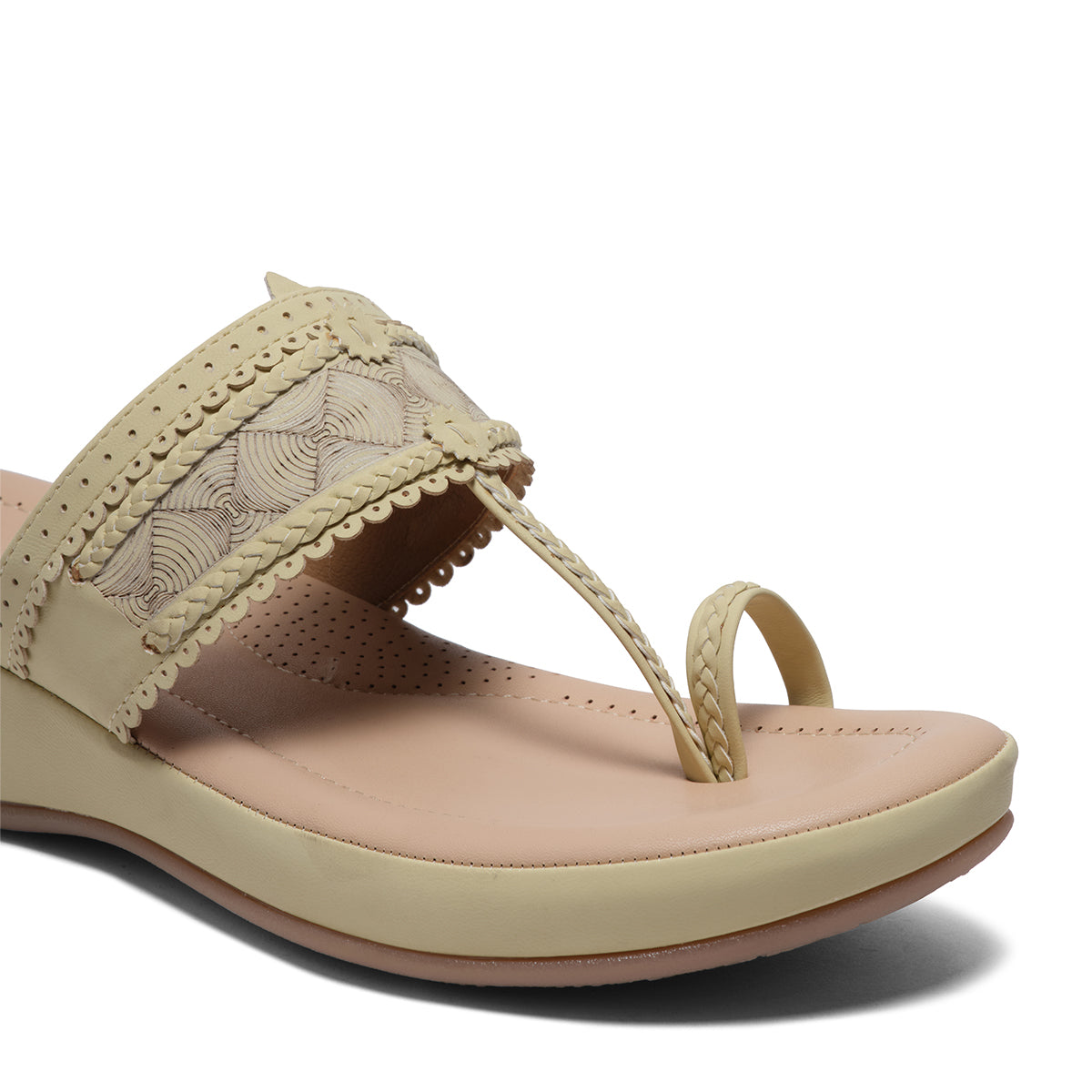 Yavi Kolhapuri Flatforms