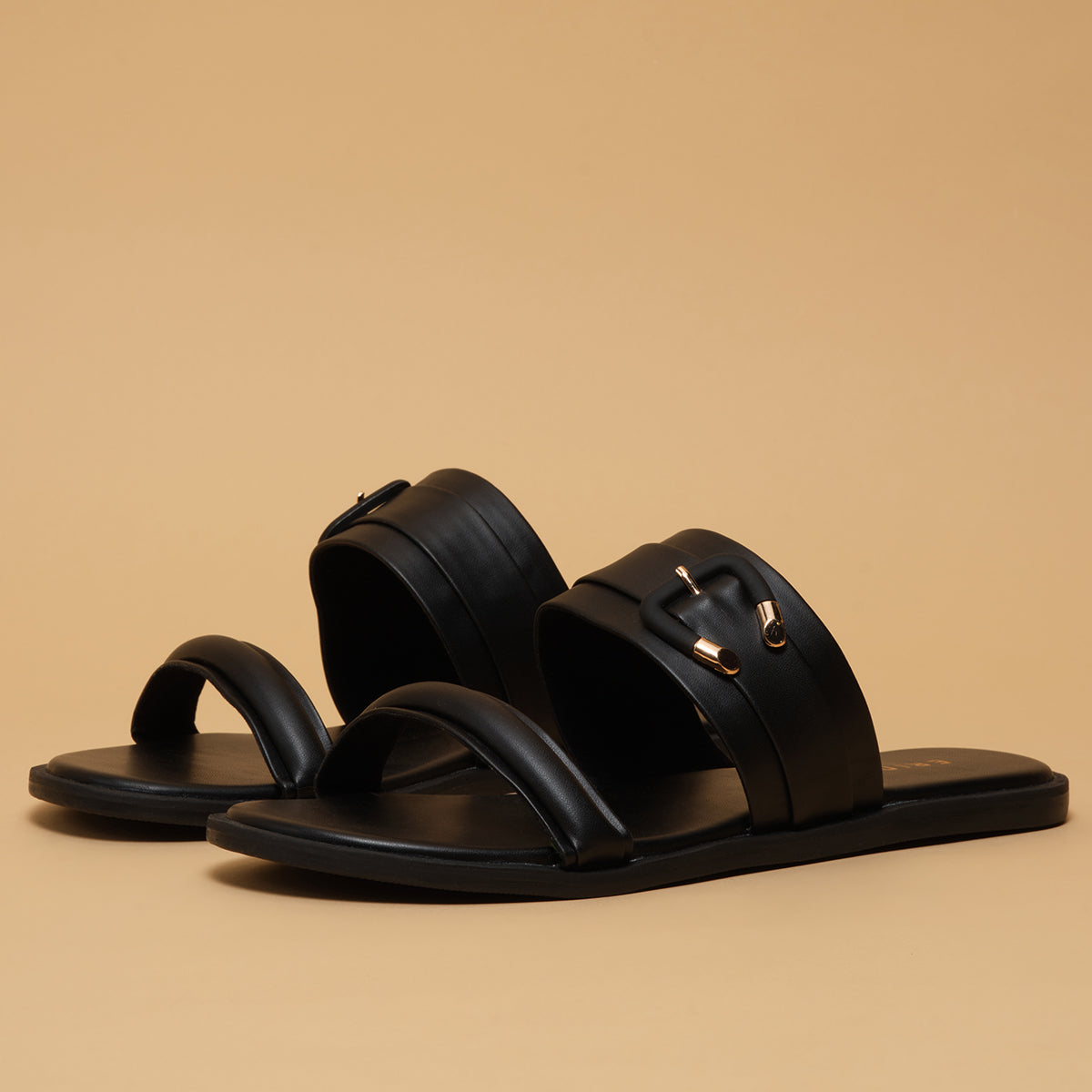 Zania Slip-on Flats