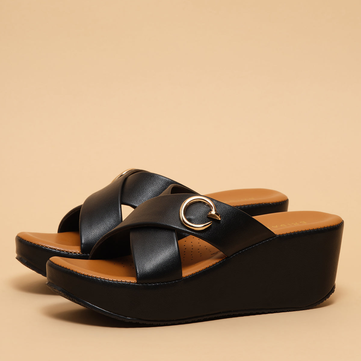 Zenna criss-cross Wedges Sara Shoes Eridani