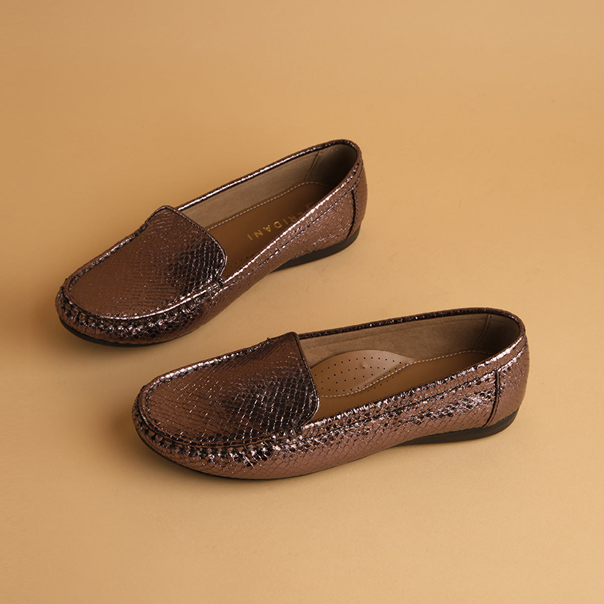 Dakota Solid Loafers