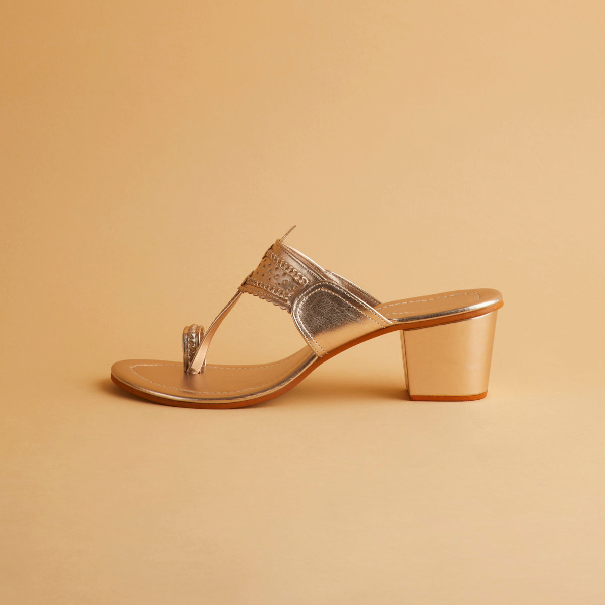 Liza Metallic Kolhapuri Heels