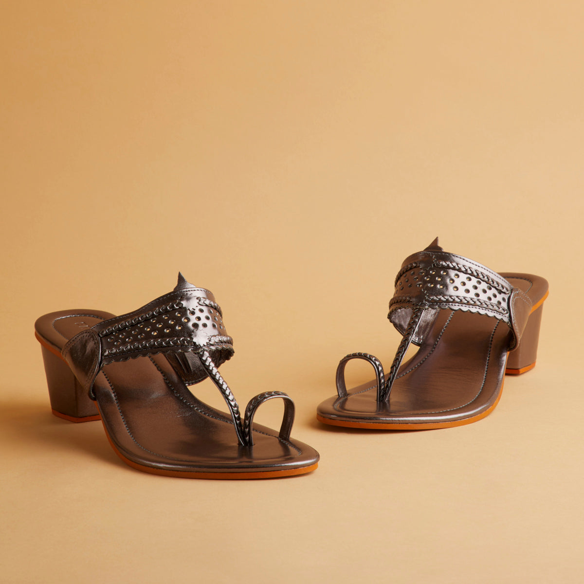 Liza Metallic Kolhapuri Heels