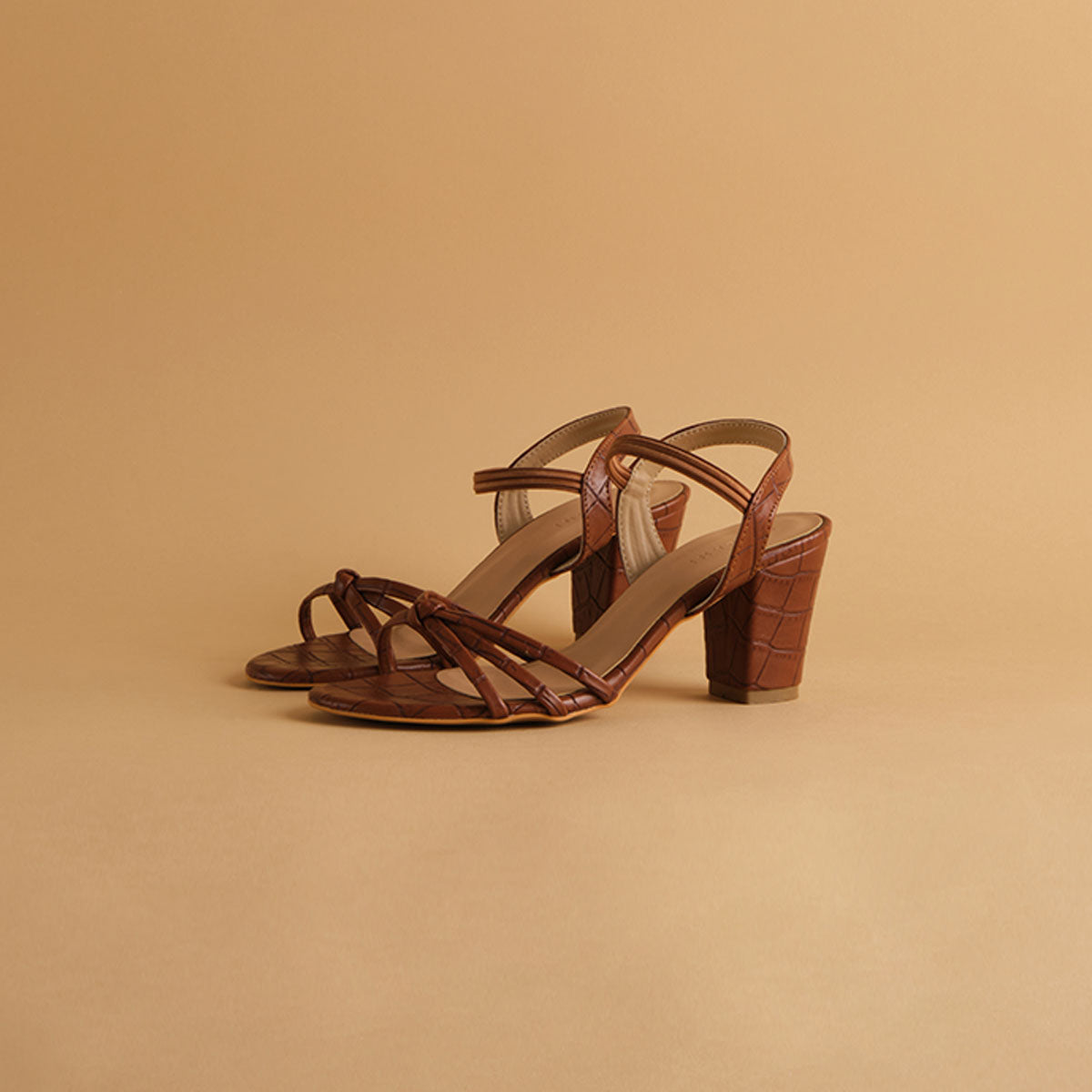 Tro Solid Heels